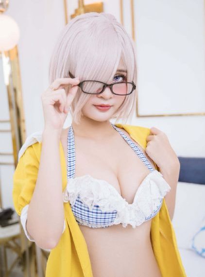 国产亚洲精品美女2020久久_4K神马在线观看