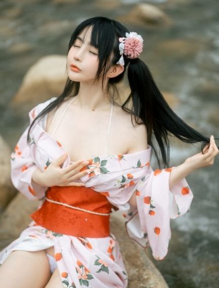 女生欧美彩色纹身图案_国产剧免费电视剧
